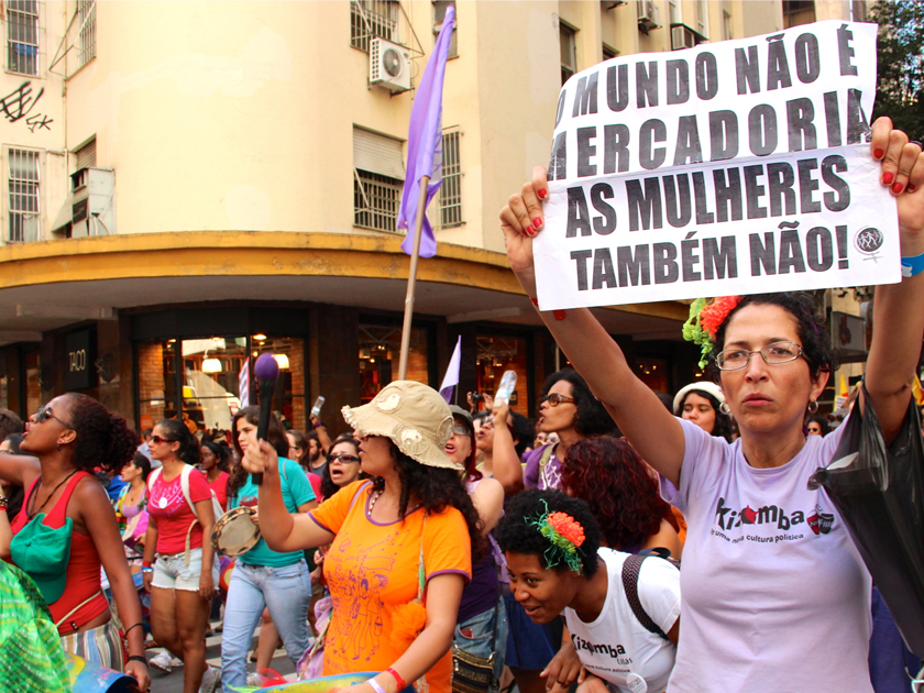 A quem serve a regulamentação da prostituição? Heinrich Böll Stiftung Rio de Janeiro Office A quem serve a regulamentação da prostituição? Heinrich Böll Stiftung Rio de Janeiro Office