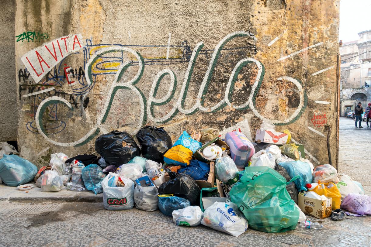 A menos que a indústria de plásticos mude de planos, os plásticos consumirão entre 10 e 13 por cento do orçamento global de carbono até 2050 A menos que a indústria de plásticos mude de planos, os plásticos consumirão entre 10 e 13 por cento do orçamento global de carbono até 2050