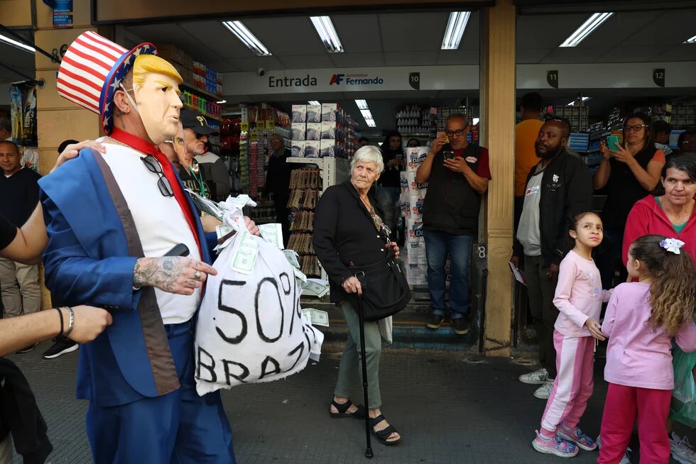 Manifestação dos comerciários da 25 de março Manifestação dos comerciários da 25 de março