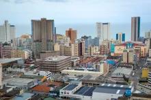 cidade com vários predios vista de cima