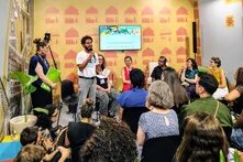 Apresentação do Decodifica no evento Cidades, Periferias e Territórios