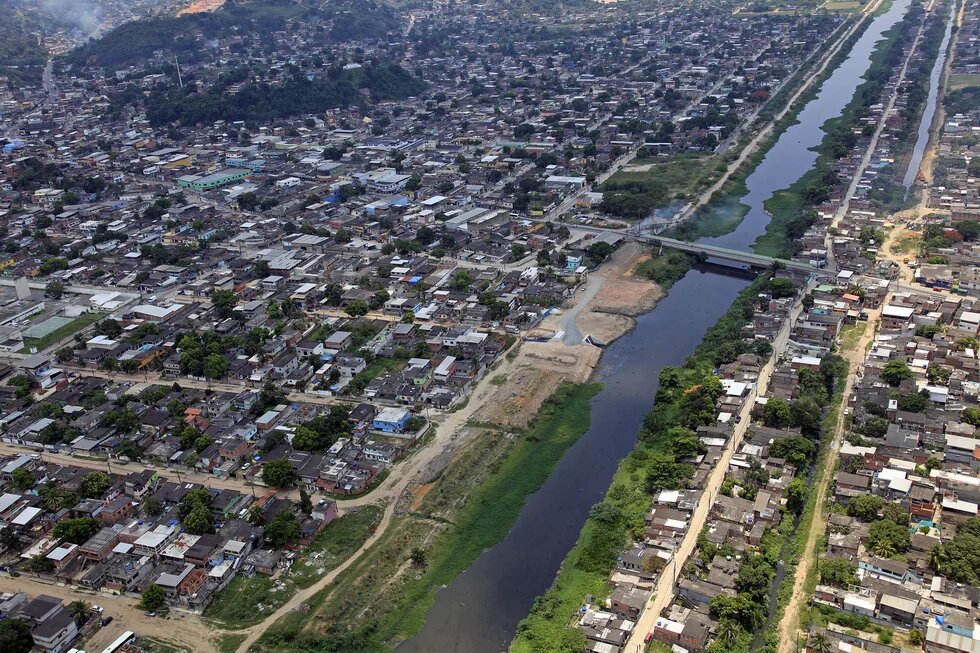 Xerem em Duque de Caxias alagada pelas fortes chuvas