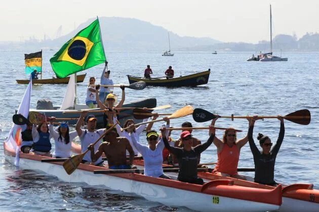Barqueata do movimento Baía Viva 