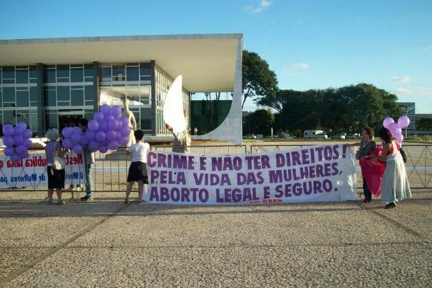 Manifestação no STF a favor do aborto